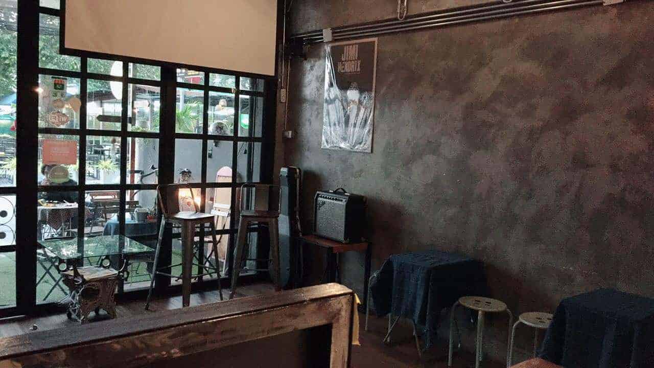 Hoc Beverage Bar & Cat Café 5