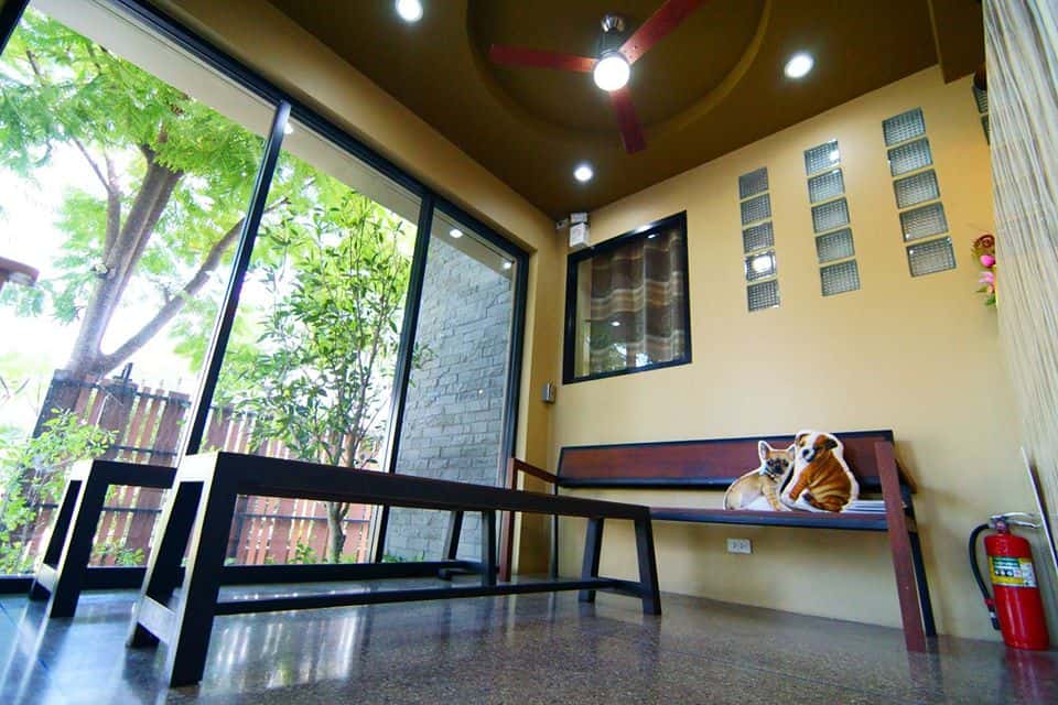 โรงพยาบาลสัตว์เมืองเพ็ชร (เพชรบุรี) 1