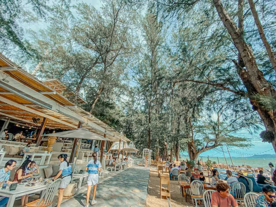 The Glass House Beachfront Restaurant and Bar เดอะ กลาสเฮ้าส์ พัทยา 7