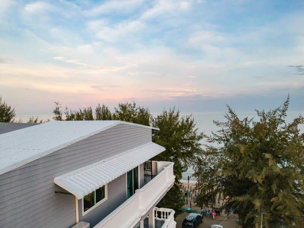 The Beach Cha Am Suites 1