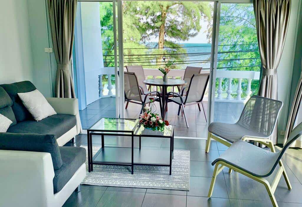 The Beach Cha Am Suites 9