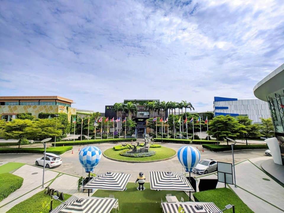 Crystal Design Center (CDC) 5