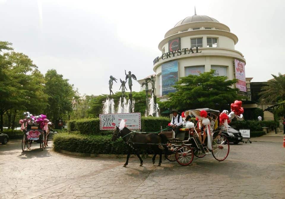 The Crystal (เลียบด่วน-รามอินทรา) 2