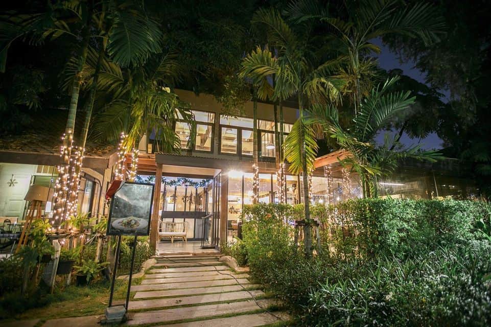 AKART Bistro & Bar (สาทร) 2