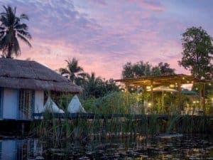 The Frog Prince Cafe & Eatery (สามพราน) 7