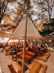 Cave Beach Club Pattaya เคฟ บีช คลับ พัทยา 8