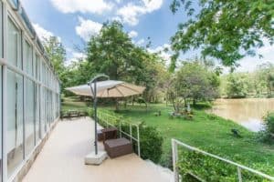 Sappraiwan Elephant House Lake View Cafe (ทรัพย์ไพรวัลย์ เอเลเฟ่น คาเฟ่) 4