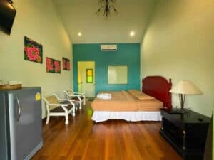 บ้านรักอัมพวา (Baanrak Amphawa) 4