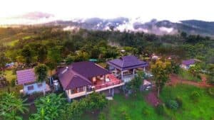 บ้านไร่ทอฝัน (Hilltop Retreat) 1