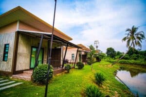 ลอฟท์ วิลล์เลจ (loft village) 8