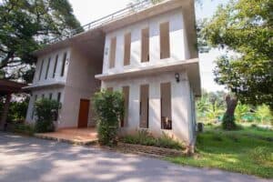ต้นโพธิ์ รีสอร์ท (Tonpho Resort Banpong) 6