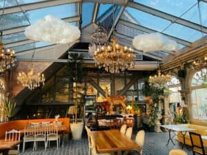 B-Story Garden Cafe & Restaurants (ประดิษฐ์มนูธรรม 25) 2