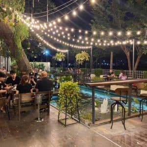 Gimmickcaferestaurant (เหม่งจ๋าย) 4