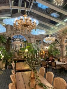 B-Story Garden Cafe & Restaurants (ประดิษฐ์มนูธรรม 25) 4
