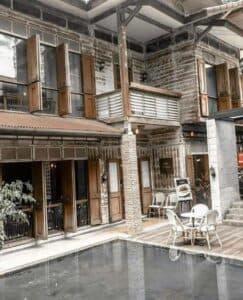 The Yard Restaurant (สาทร) 9