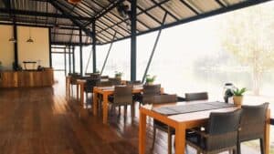 Lakeview Cafe (กาญจนบุรี) 1