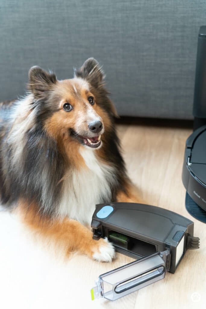 5 ฟีเจอร์ดีกับบ้านมีสุนัข รีวิว iRobot Roomba Combo j7+ หุ่นยนต์ดูดฝุ่นและถูพื้น 2 in 1 21 5 ฟีเจอร์ดีกับบ้านมีสุนัข รีวิว iRobot Roomba Combo j7+ หุ่นยนต์ดูดฝุ่นและถูพื้น 2 in 1 20