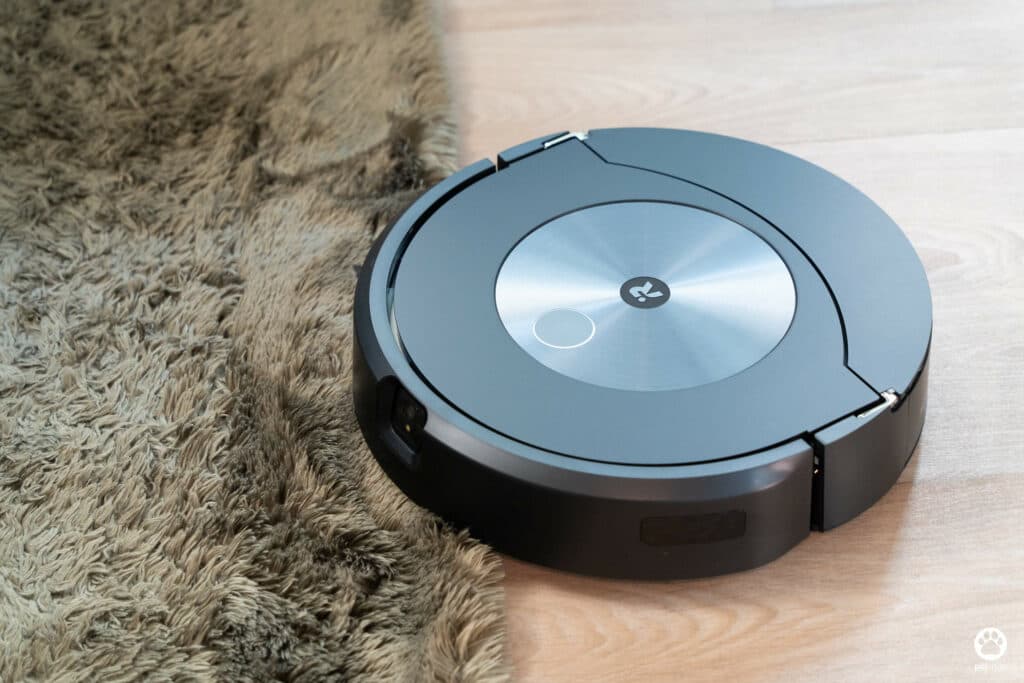 5 ฟีเจอร์ดีกับบ้านมีสุนัข รีวิว iRobot Roomba Combo j7+ หุ่นยนต์ดูดฝุ่นและถูพื้น 2 in 1 32 5 ฟีเจอร์ดีกับบ้านมีสุนัข รีวิว iRobot Roomba Combo j7+ หุ่นยนต์ดูดฝุ่นและถูพื้น 2 in 1 30