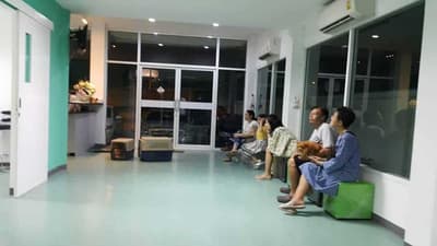 V PET HOSPITAL (โรงพยาบาลสัตว์วี เพท ฮอสพิทอล) 9