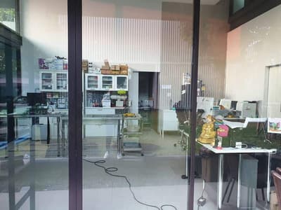 Pet & Aquatic Animal Hospital (PAQ) (โรงพยาบาลสัตว์เพ็ทแอนด์อะควอติก) 1