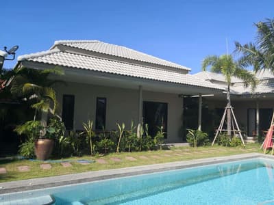 Tropical House 6