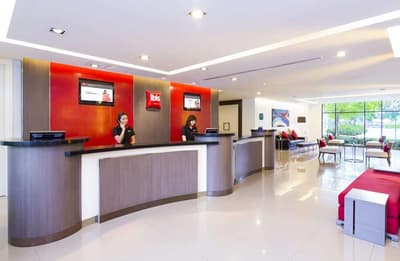 ibis Bangkok Riverside 7