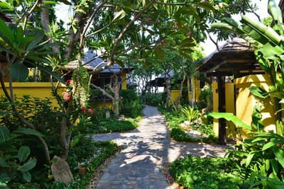 Supatra Hua Hin Resort 8