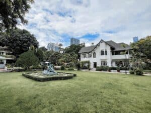 Dusit Gourmet (ศาลาแดง)  6
