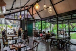 Home Stew Cafe (ประชาชื่น) 8