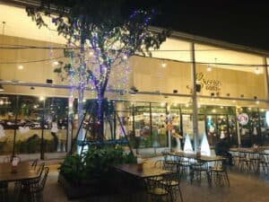 Breeze Café & Bar (เมืองทอง) 9