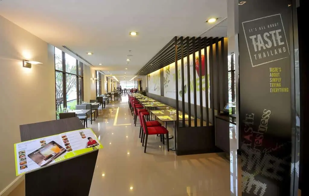ibis Bangkok Riverside 1