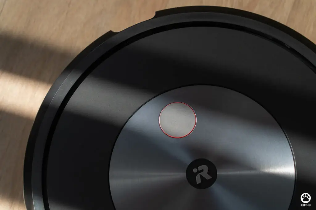 5 ฟีเจอร์ดีกับบ้านมีสุนัข รีวิว iRobot Roomba Combo j7+ หุ่นยนต์ดูดฝุ่นและถูพื้น 2 in 1 53 5 ฟีเจอร์ดีกับบ้านมีสุนัข รีวิว iRobot Roomba Combo j7+ หุ่นยนต์ดูดฝุ่นและถูพื้น 2 in 1 48