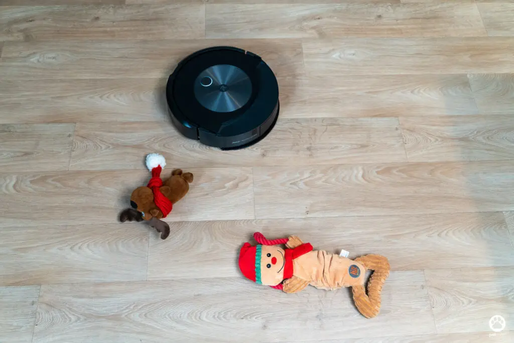 5 ฟีเจอร์ดีกับบ้านมีสุนัข รีวิว iRobot Roomba Combo j7+ หุ่นยนต์ดูดฝุ่นและถูพื้น 2 in 1 24 5 ฟีเจอร์ดีกับบ้านมีสุนัข รีวิว iRobot Roomba Combo j7+ หุ่นยนต์ดูดฝุ่นและถูพื้น 2 in 1 23