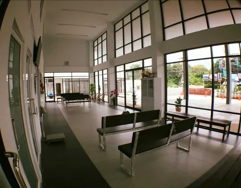 Praneevet (ปราณีสัตวแพทย์ ศูนย์โรคตาสัตว์) 1